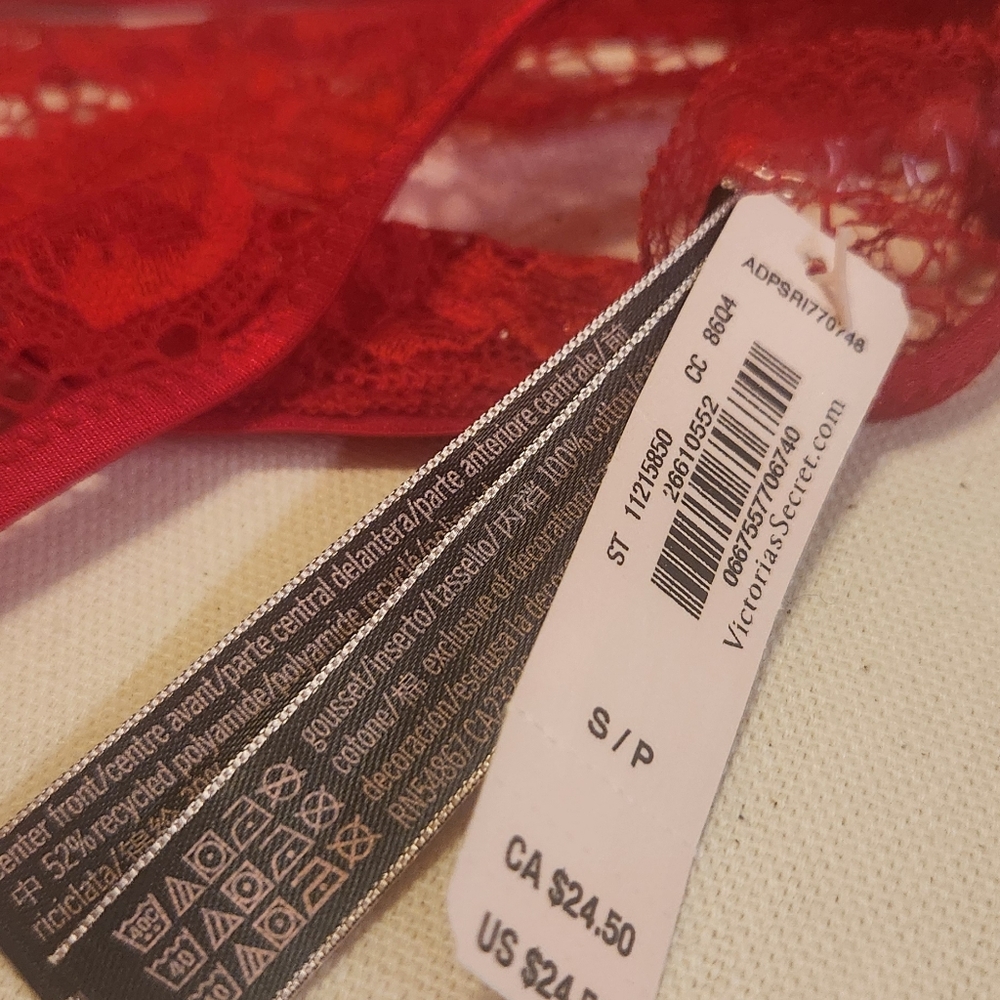 Victoria Secret Thong - Picture 2 of 2